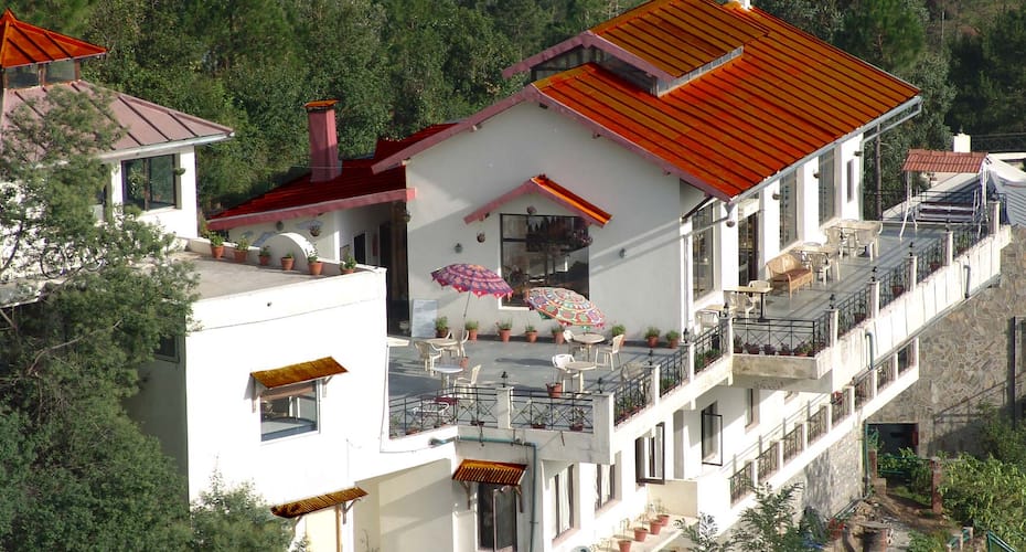 Woodsvilla Resort Ranikhet, Ranikhet 1
